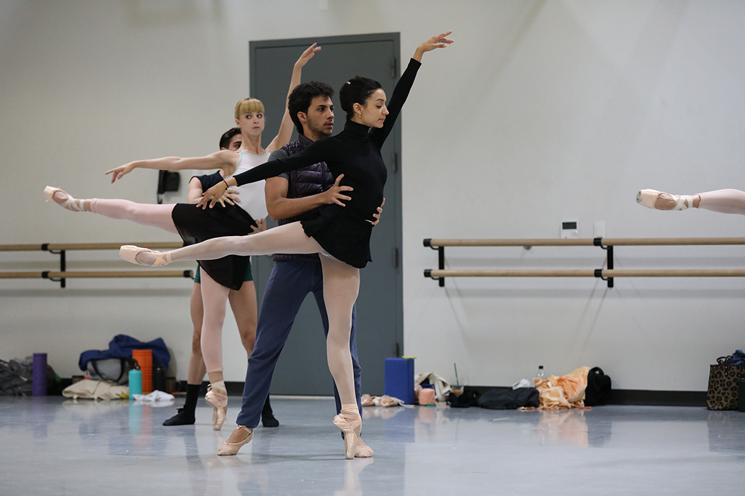 Erick Garnica, Rochelle Anvik, Alejandro Mendez, and Arianni Martin in rehearsal for "Eroica." Photo by Tzu-Chia Huang.