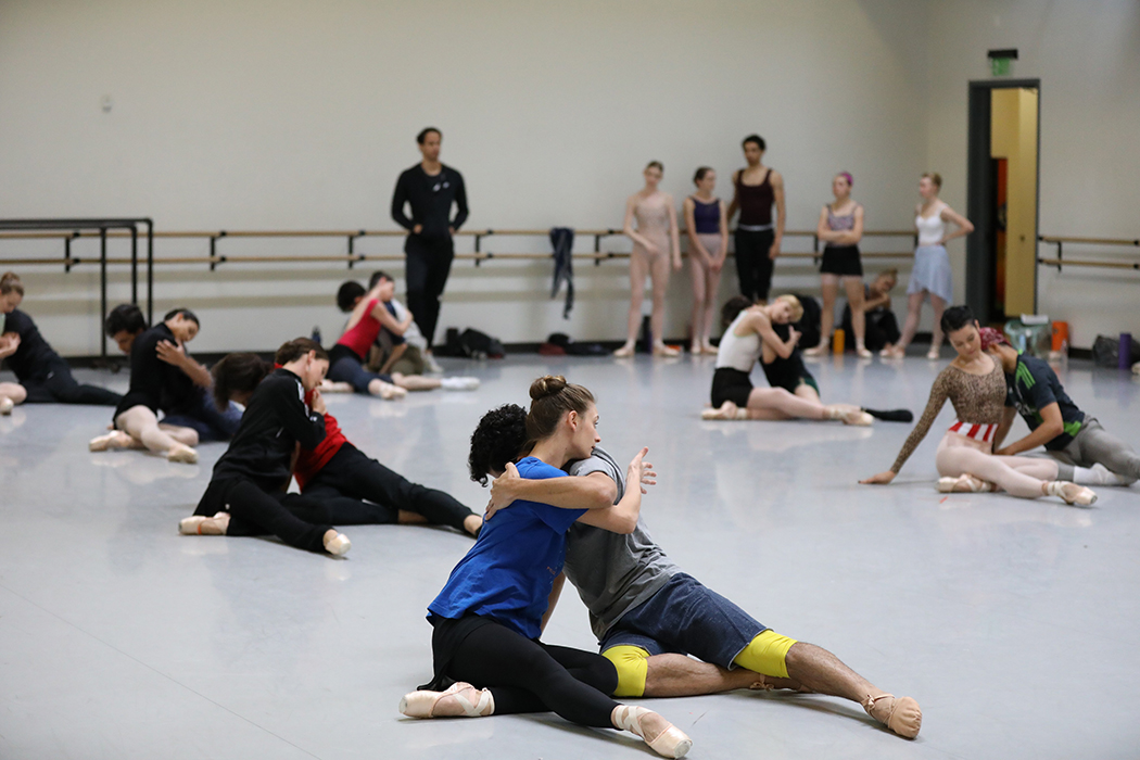Ballet Arizona dancers in rehearsal for "Eroica." Photo by Tzu-Chia Huang.