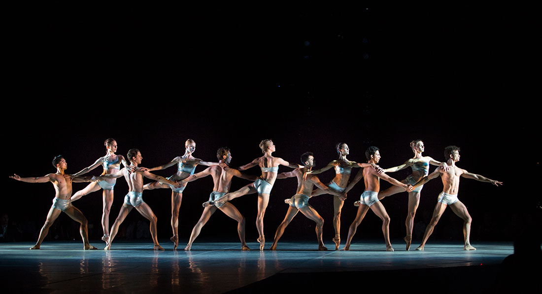 Ballet Arizona dancers in Ib Andersen’s “Round”