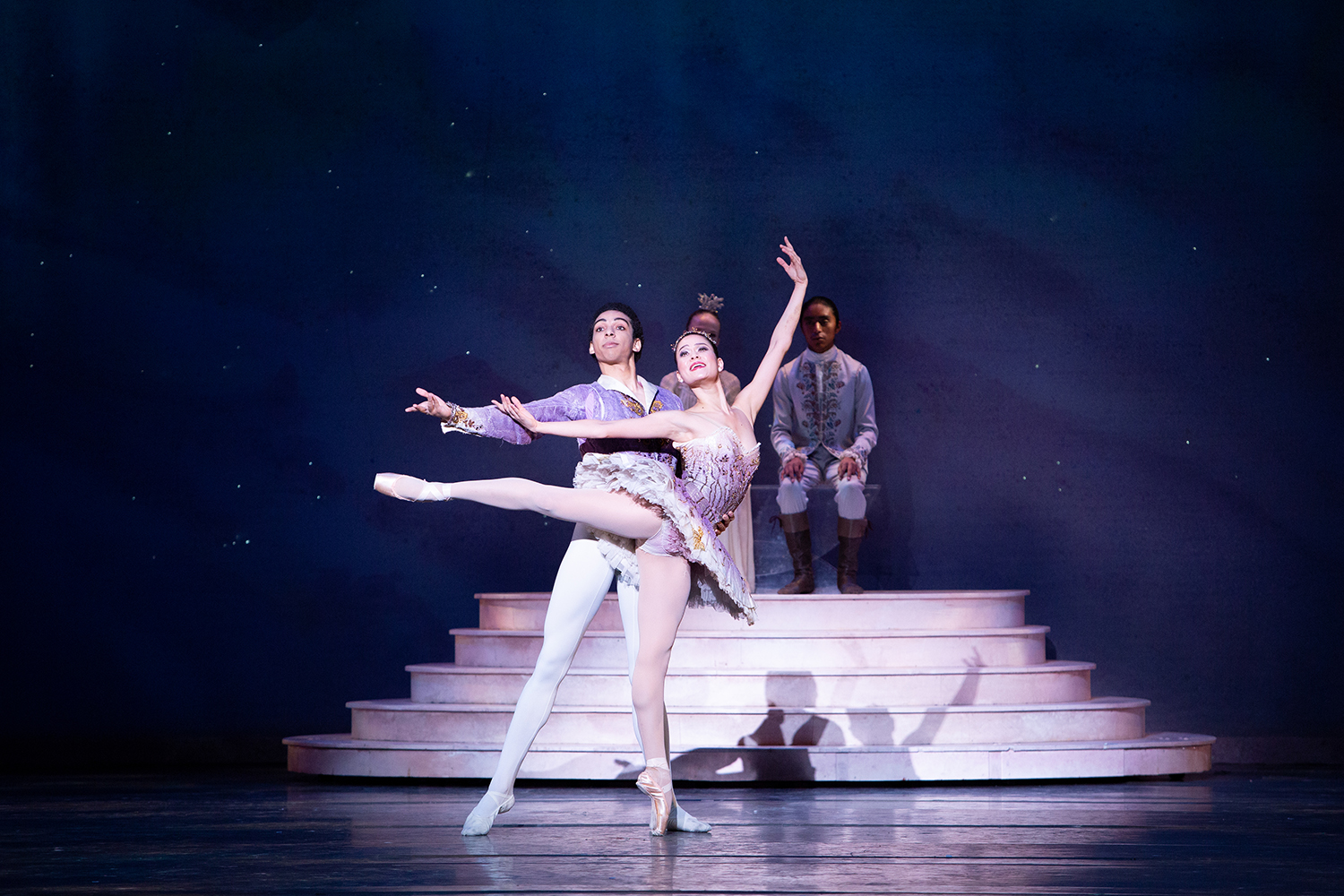 Mimi Tompkins and Ethan Prince as Sugar Plum Fairy & Cavalier in Ballet Arizona's The Nutcracker. Photo by Alexander Iziliaev.