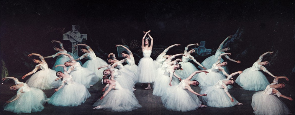 Ballet Russe dancers in "Giselle."